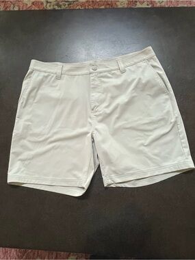 Rhone Men's Commuter Performance Golf Shorts Stretch Light Tan Sz 36